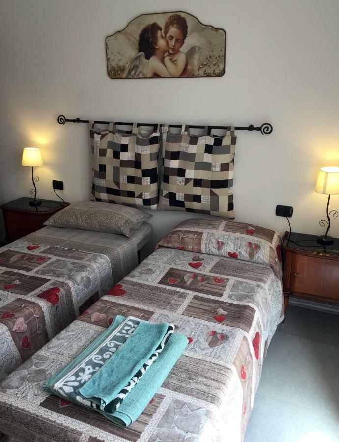 B&B Honey Rooms Saronno Exterior photo